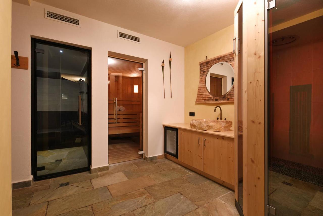 Hotel Brunello Ортизеи Экстерьер фото