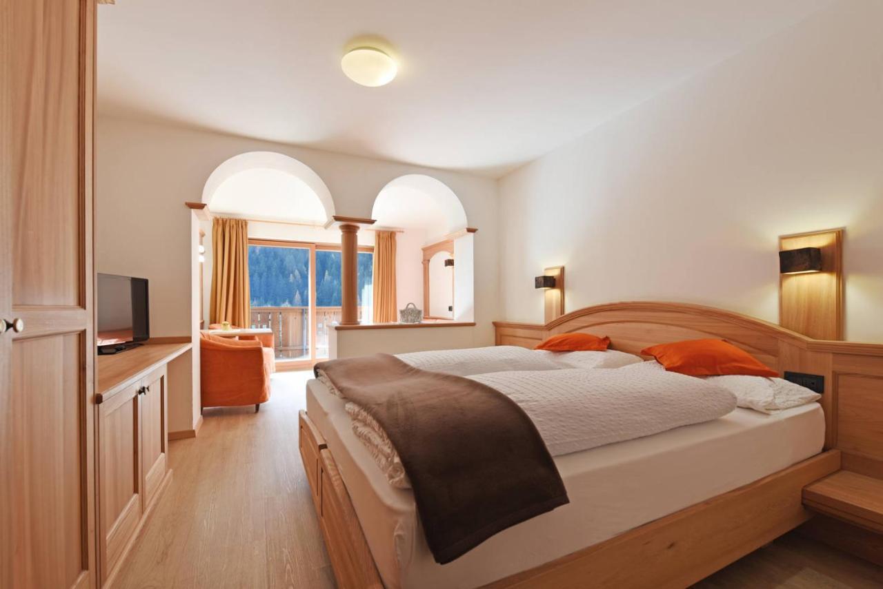 Hotel Brunello Ортизеи Экстерьер фото
