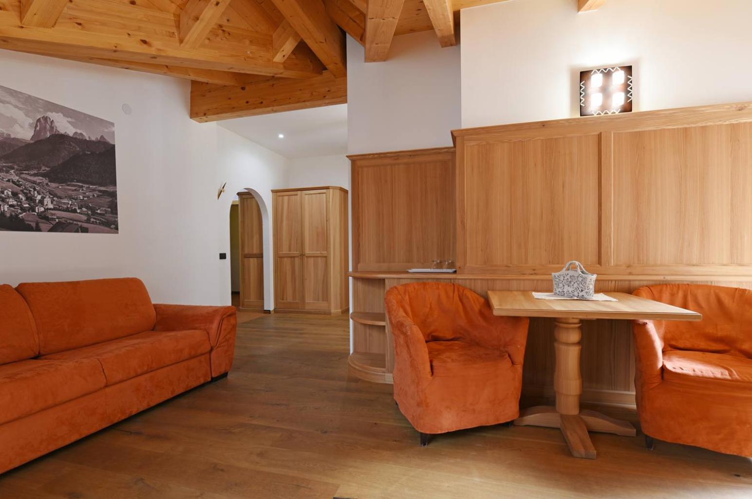 Hotel Brunello Ортизеи Экстерьер фото
