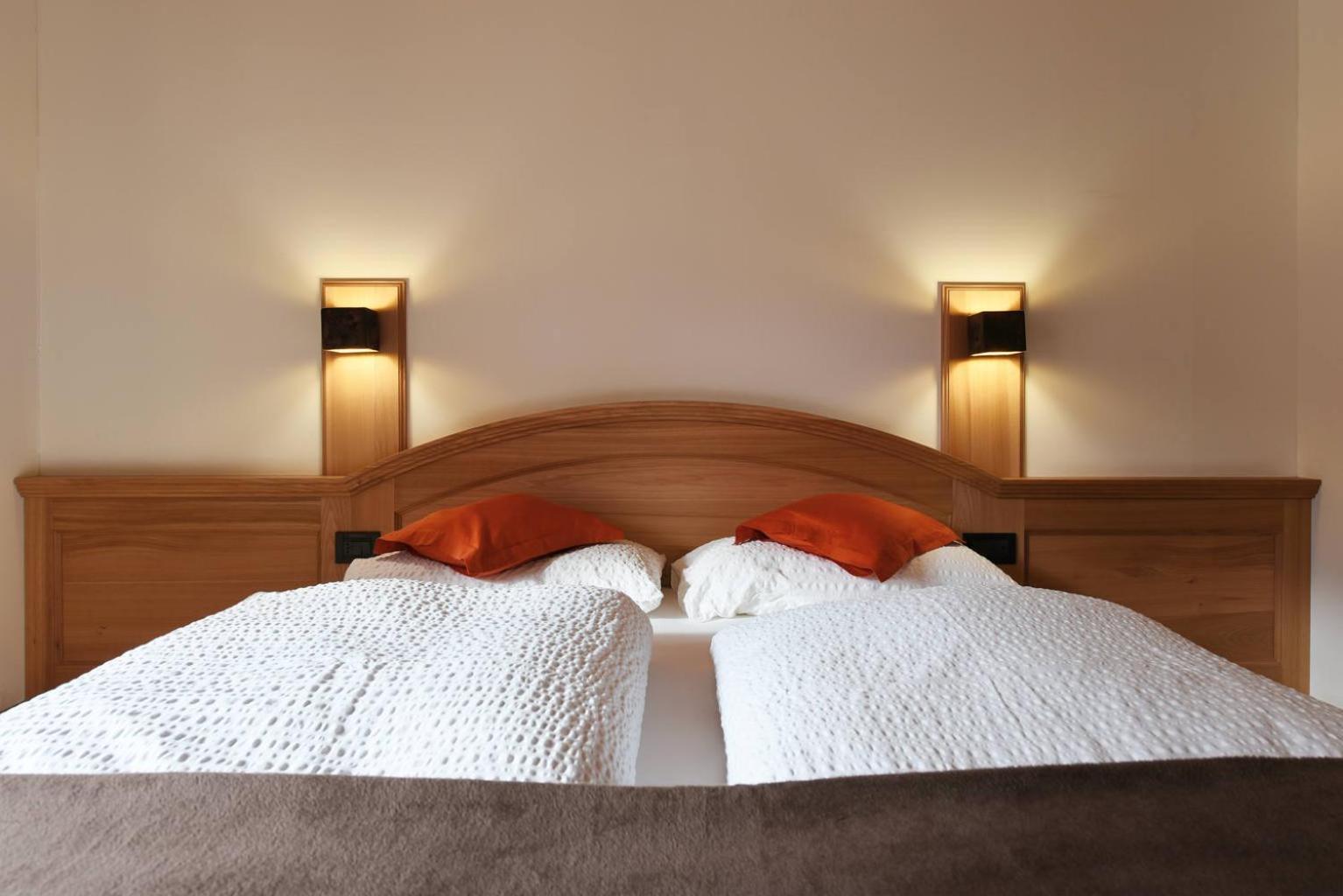 Hotel Brunello Ортизеи Экстерьер фото